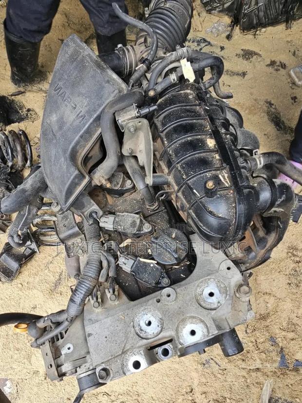 Qr20 Xtrail Complete Engine in Good Condition