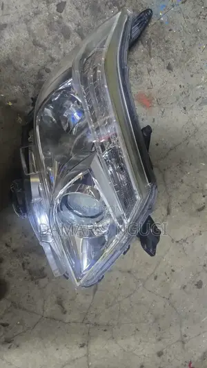 Noah Headlights Xenon Clear 2014/2015