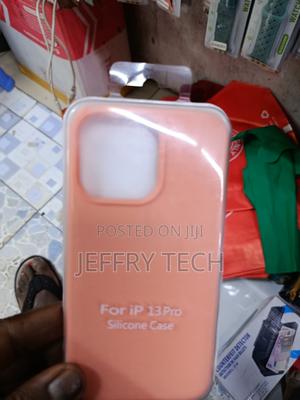 Hitomi iPhone 13 Pro Liquid Silicone Case With Cloth Lining -Orange - thumbnail 2