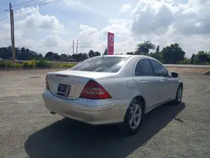 Mercedes-Benz C180 2007 Silver