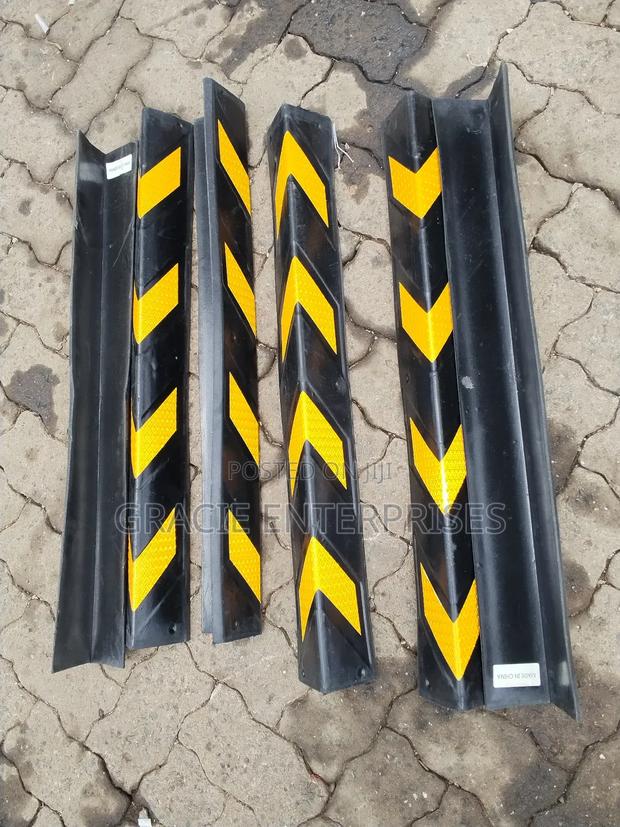 Reflective Corner Guards - thumbnail 3