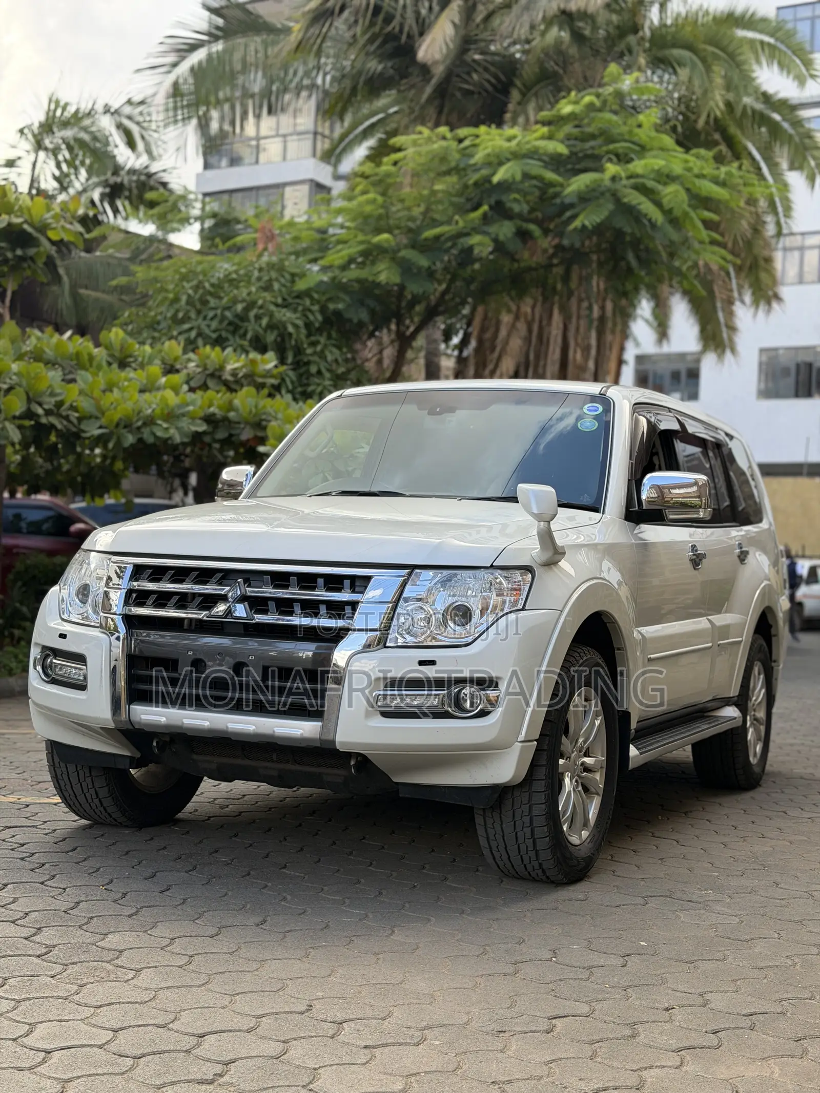 Mitsubishi Shogun 2019 White