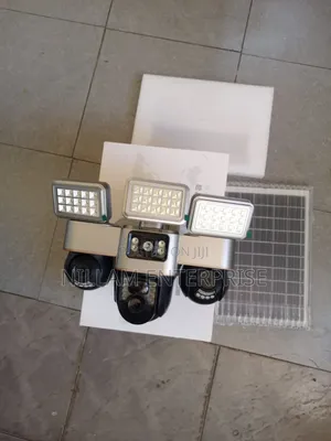 4g Triple Lens Solar PTZ Camera With Integrated Lighting