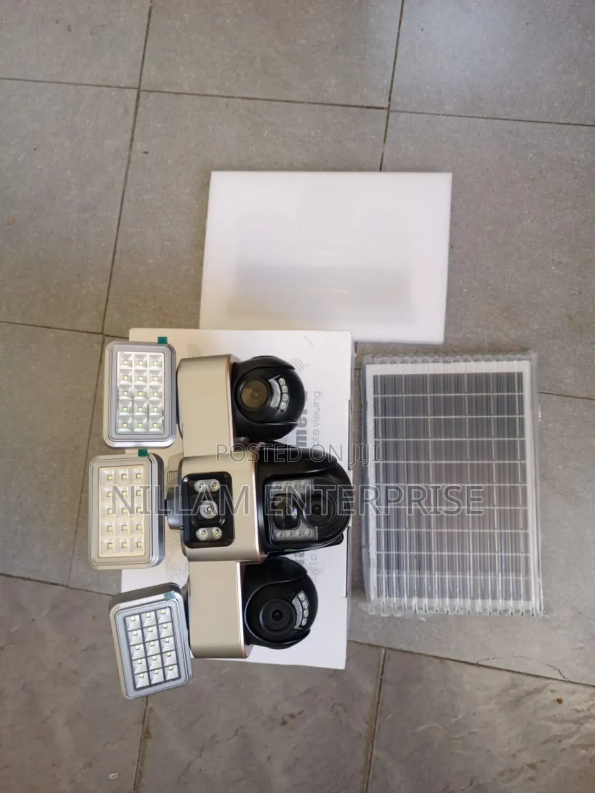 4g Triple Lens Solar PTZ Camera With Integrated Lighting