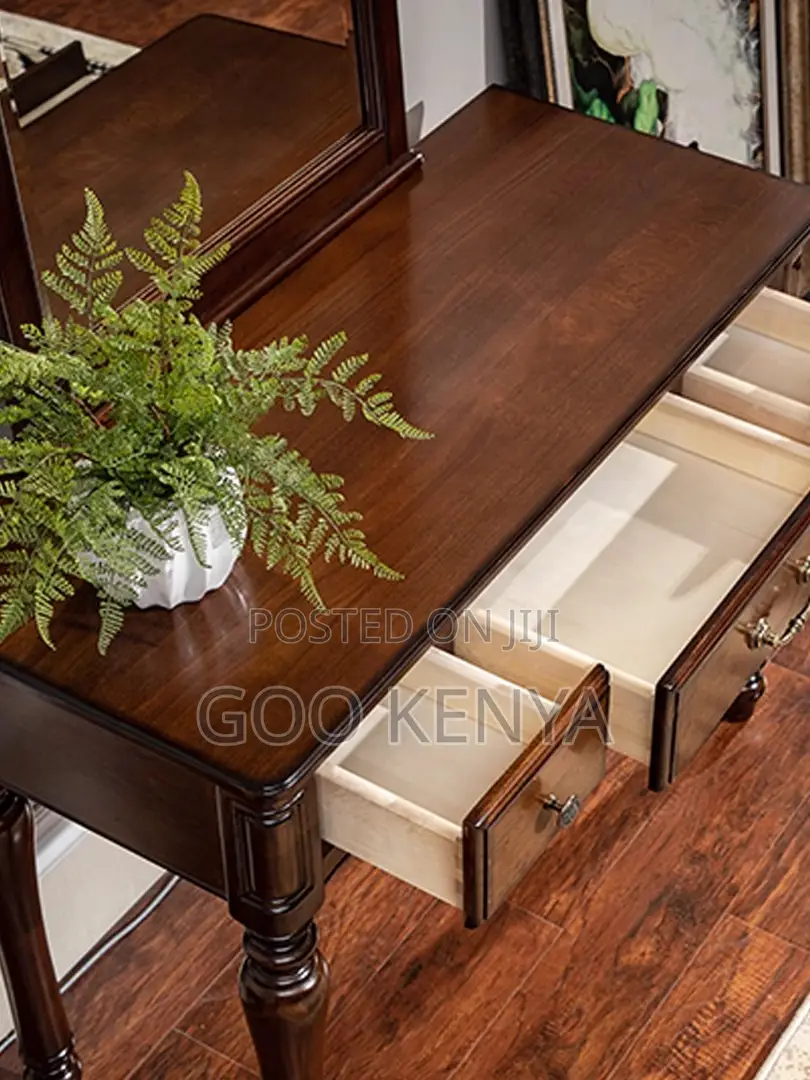 Vanity Set; Elegant Solid Wood Makeup Dressing Table With Mirror