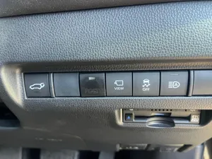 Toyota Harrier 2.0 2020 Black