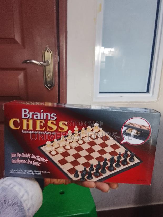 An Educational Chess Board - main view