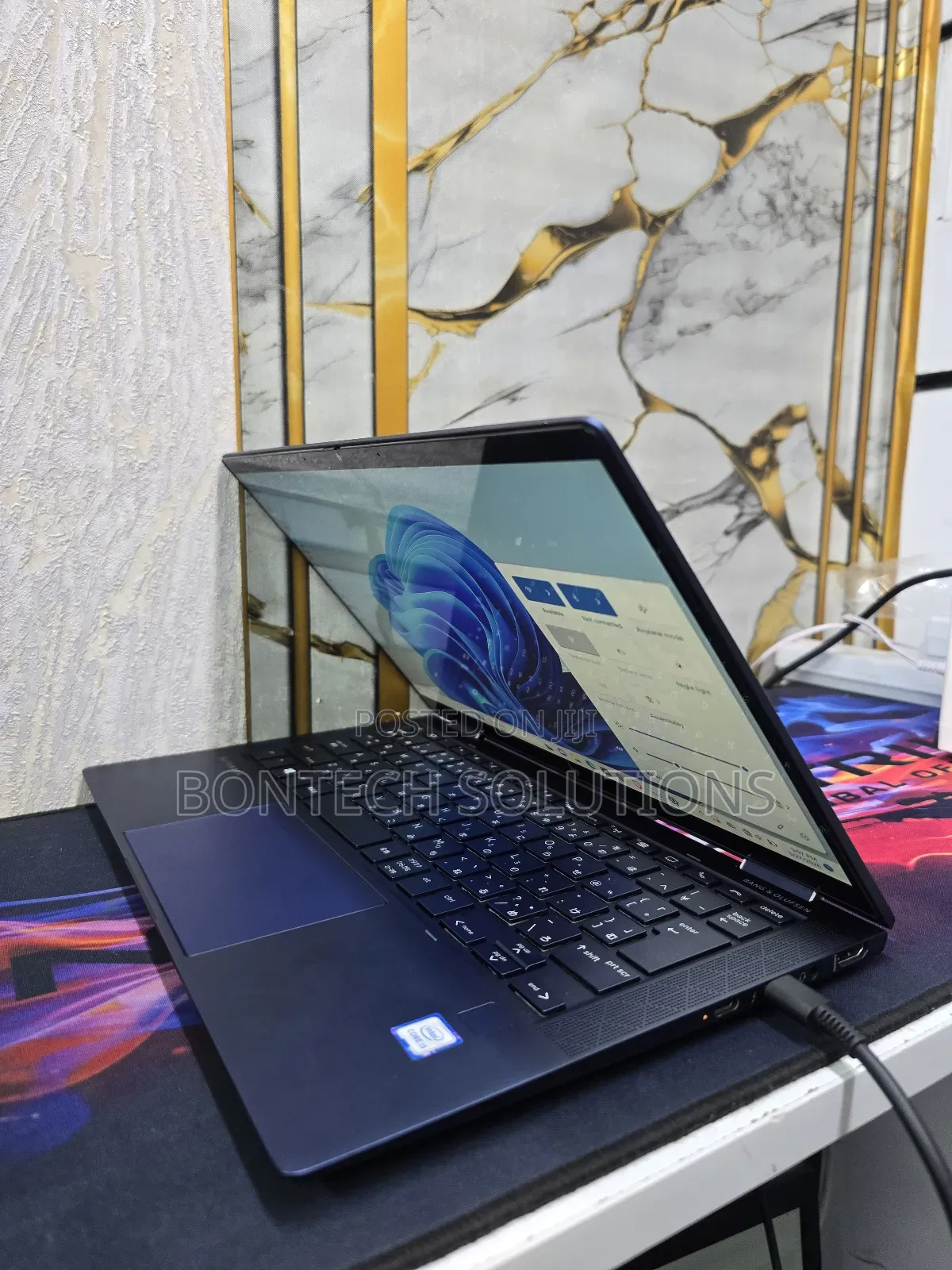 Laptop HP Dragonfly G1 8GB Intel Core i5 SSD 256GB