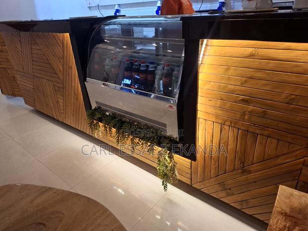 Counter and Granite Top - thumbnail 4