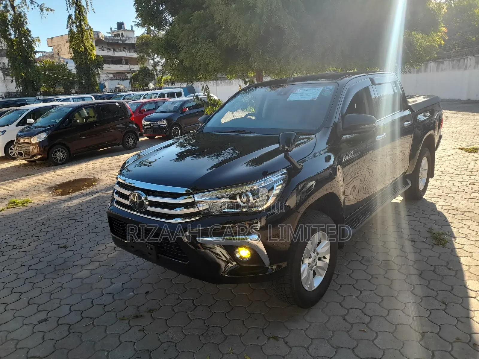 Toyota Hilux Revo Double Cab Deisel 2.4 AWD 2019 Black