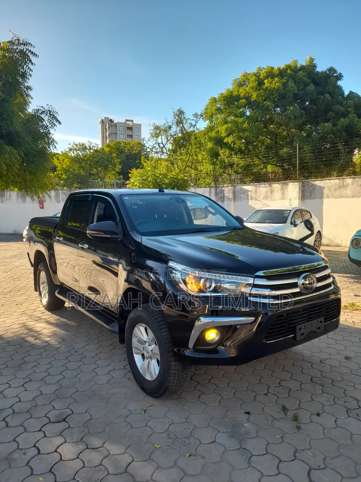 Toyota Hilux Revo Double Cab Deisel 2.4 AWD 2019 Black