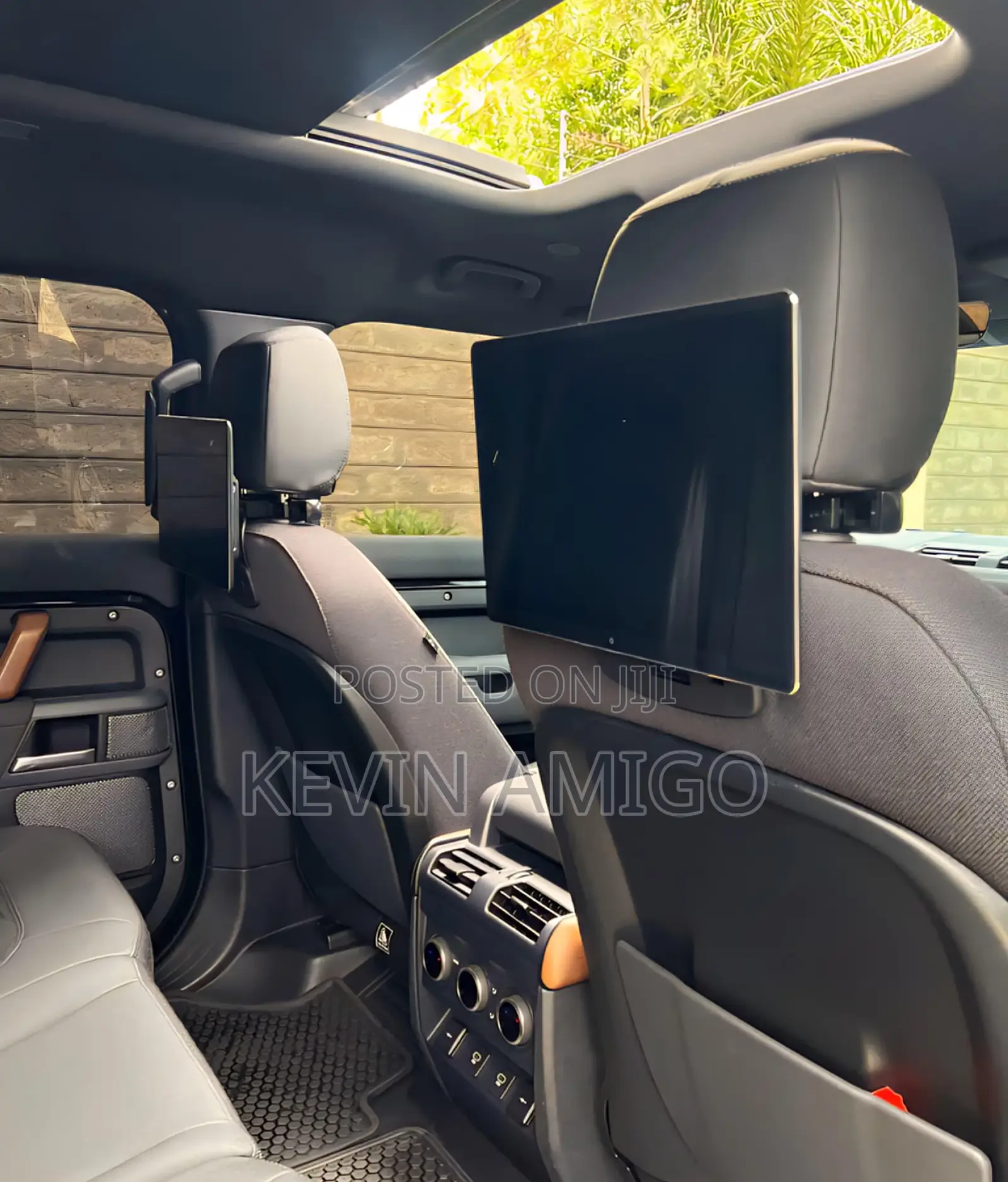 Land Rover Defender 2022 Black