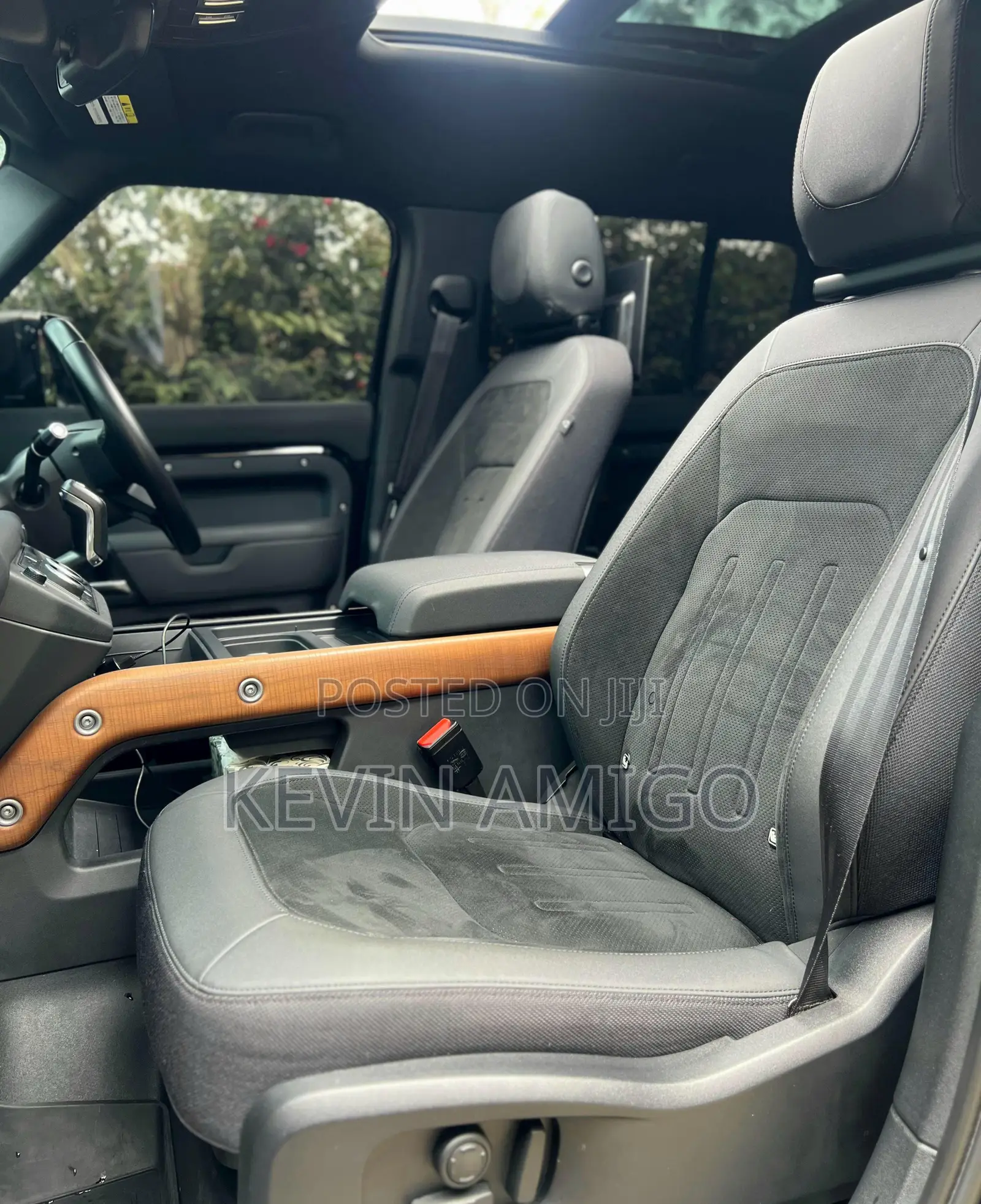 Land Rover Defender 2022 Black