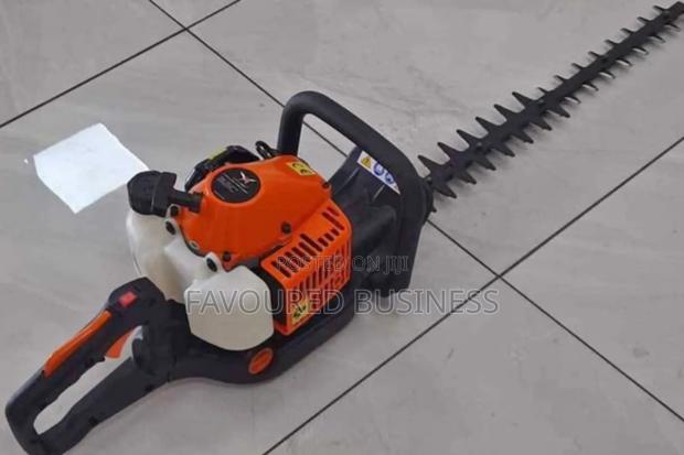 Brand New 2 Stroke Premier Hedge Trimmer Machine/Hedge Trimmer