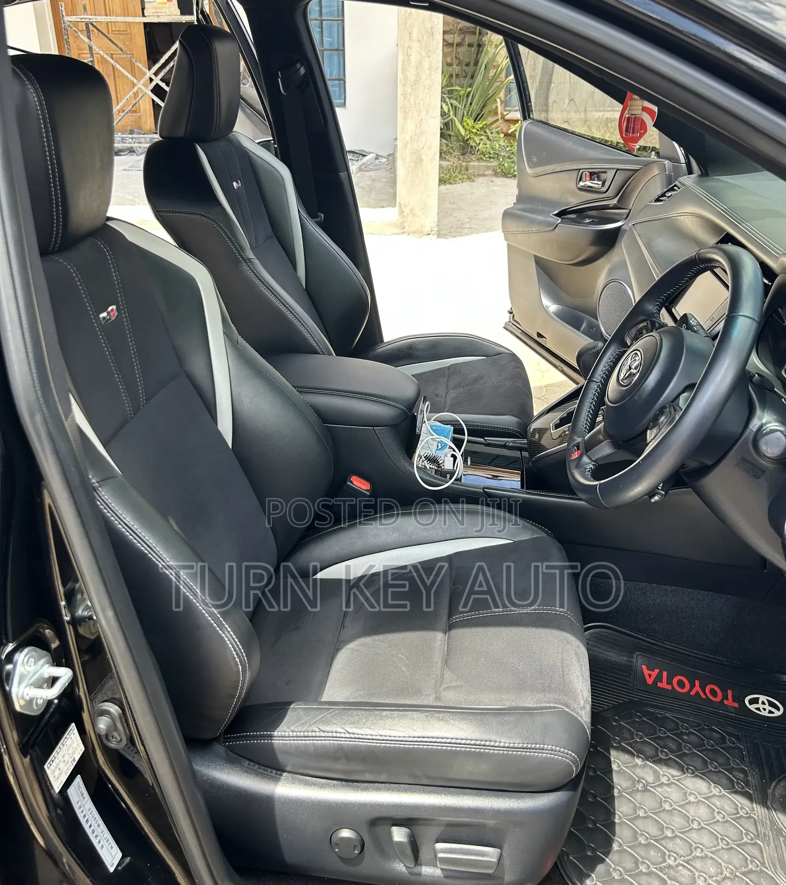 Toyota Harrier 2019 Black