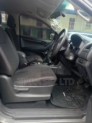 Isuzu D-MAX 2020 Gray