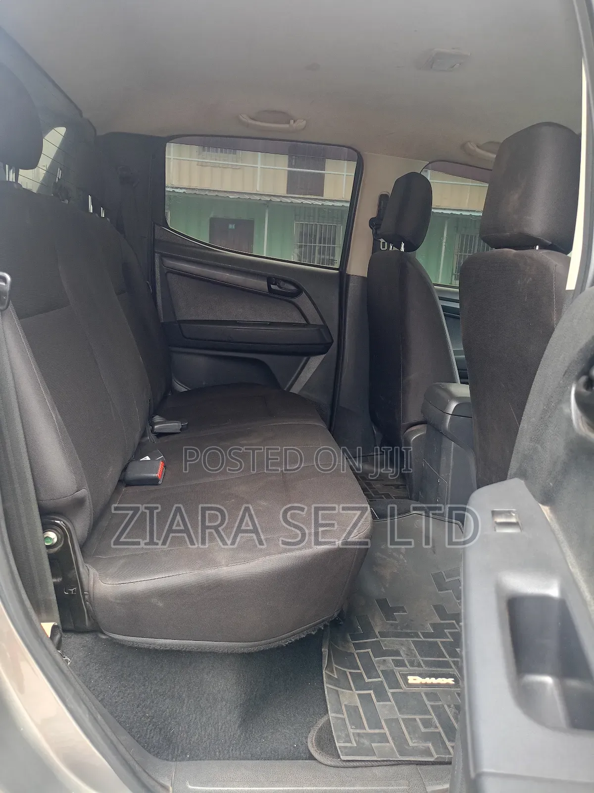 Isuzu D-MAX 2020 Gray