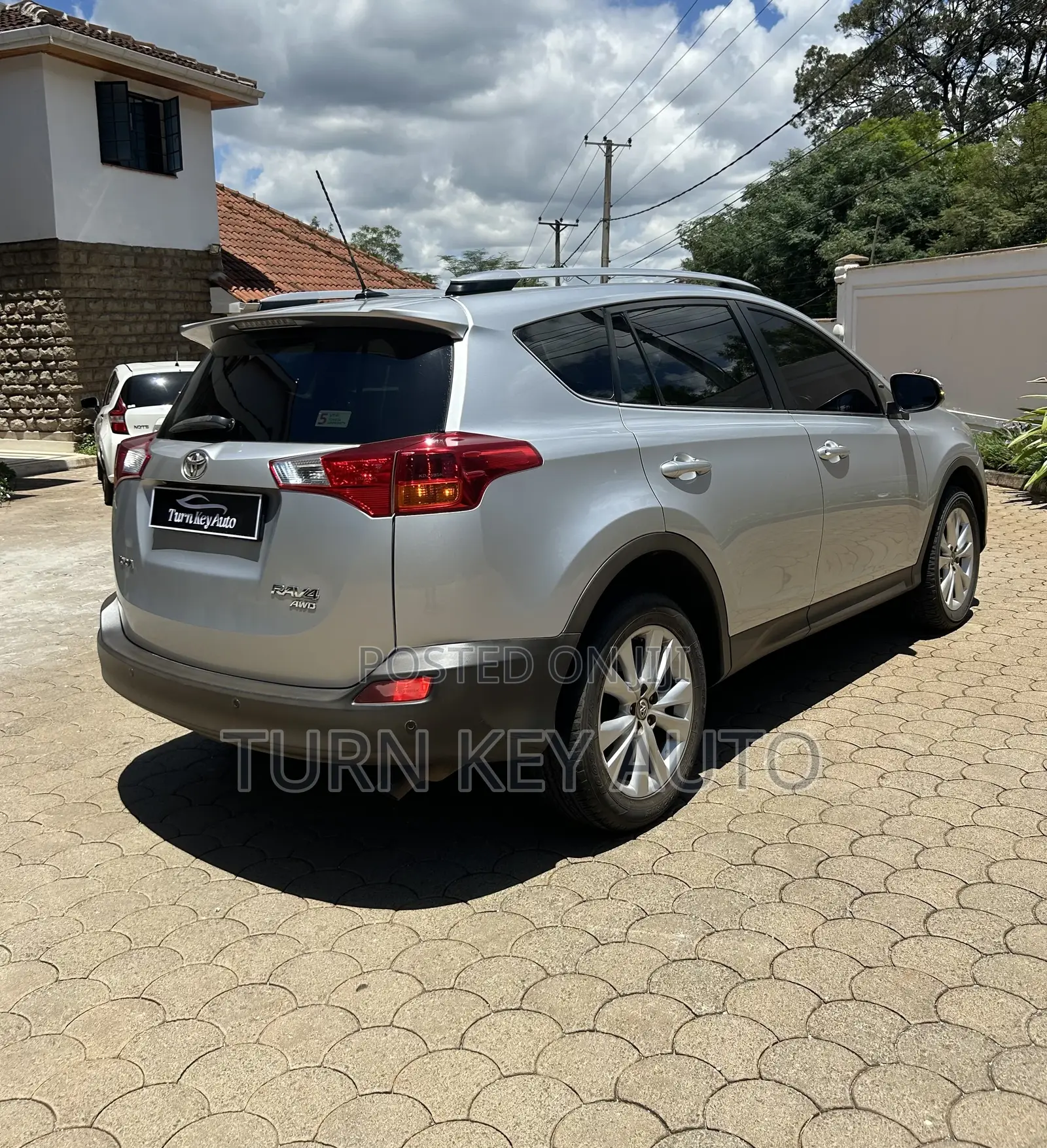 Toyota RAV4 2015 Silver