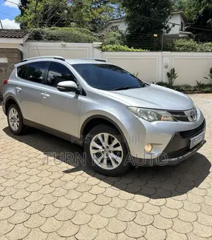 Toyota RAV4 2015 Silver