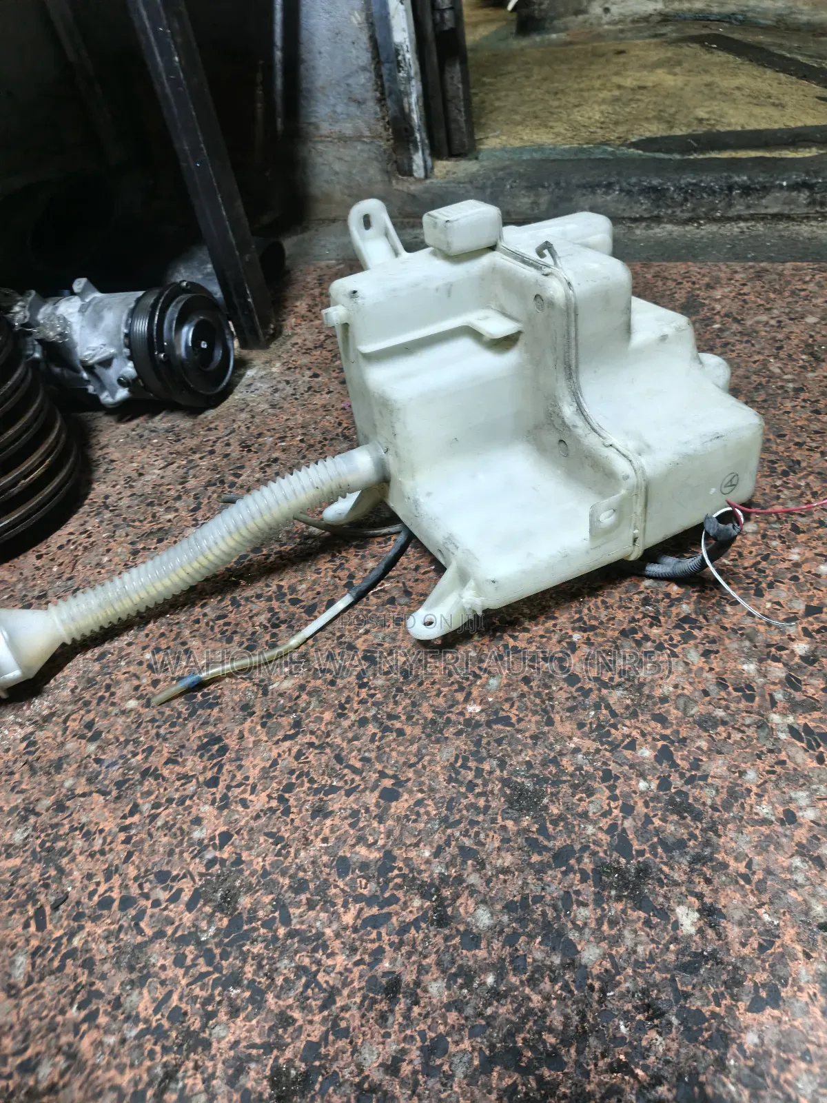 Wiper Washer Can for Harrier 240