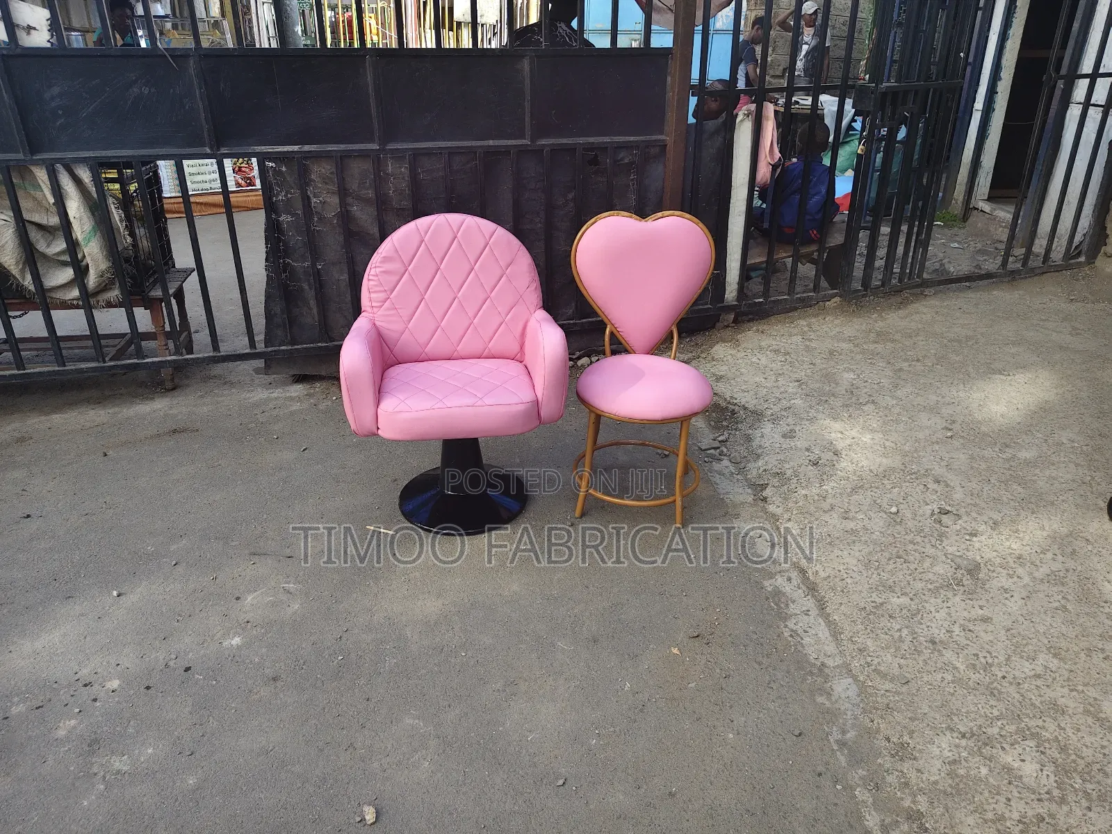Salon Styling Seat With Love Seats
