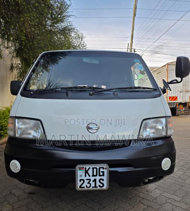 Nissan Vanette 2015 White - thumbnail 6