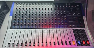 16 Channels Pro Powered Mixer Usb, Bluetooth, 2000w Pay on Delivery