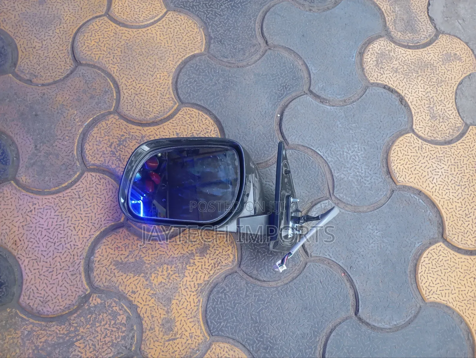 Sienta 2010 Sidemirror