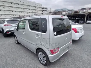 Suzuki Wagon R 2021 Silver