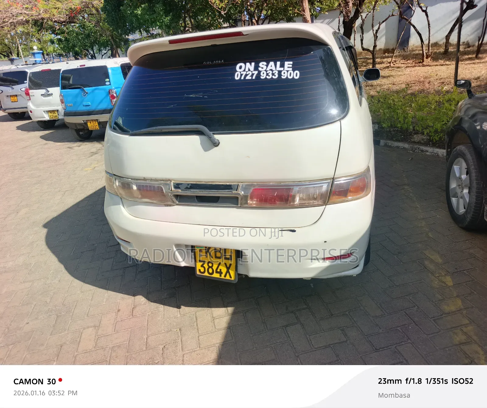 Toyota Gaia 2003 White
