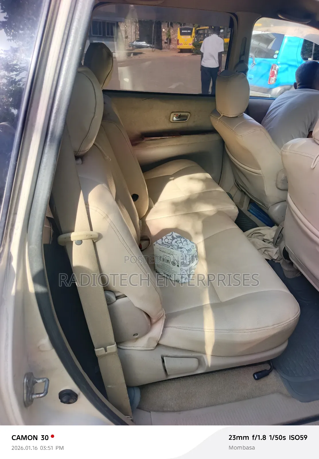 Toyota Gaia 2003 White