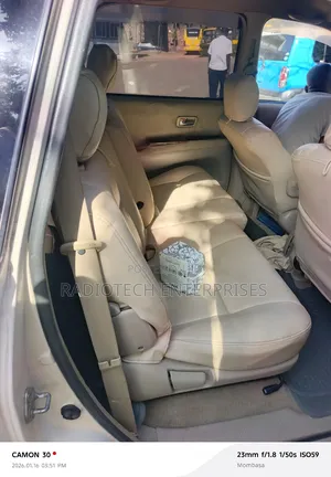 Toyota Gaia 2003 White