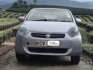 Toyota Passo 2012 Pink