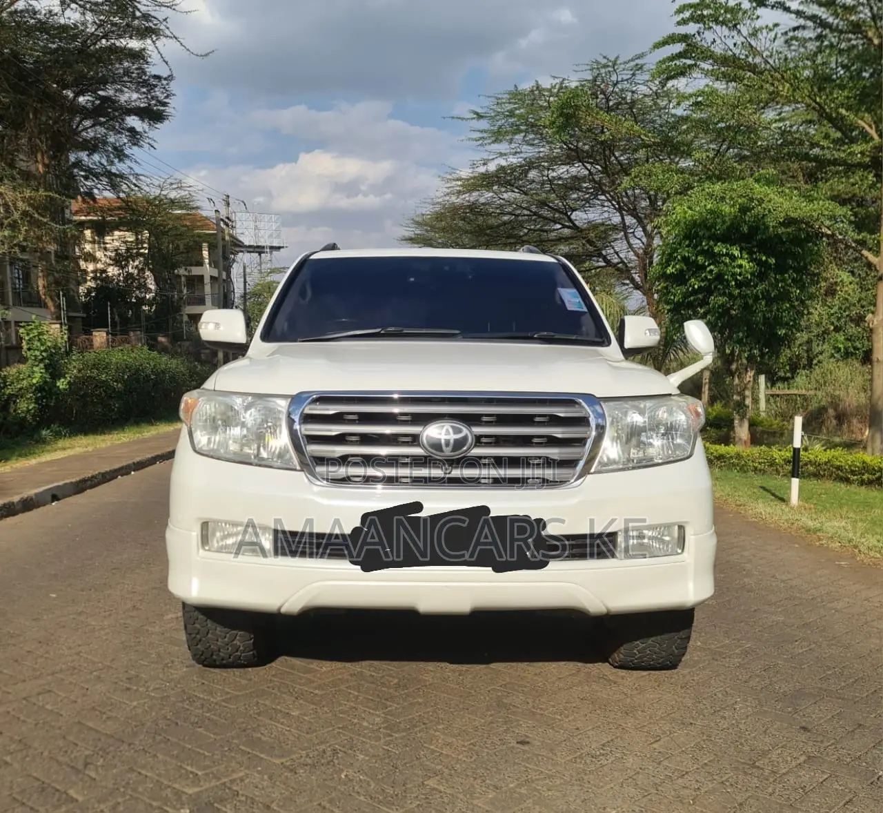 Toyota Land Cruiser 2008 White