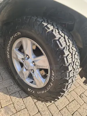 Toyota Land Cruiser 2008 White