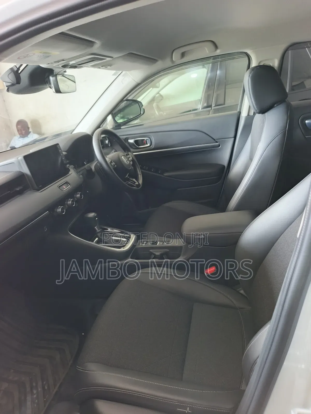 Honda Vezel 1.5 Hybrid 2WD 2021 White