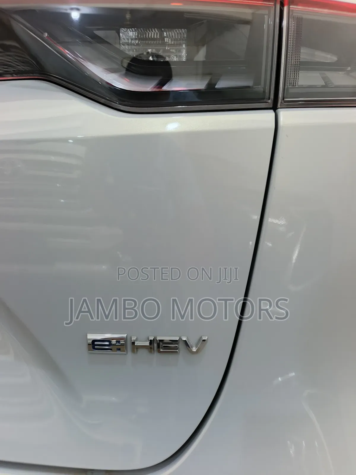 Honda Vezel 1.5 Hybrid 2WD 2021 White