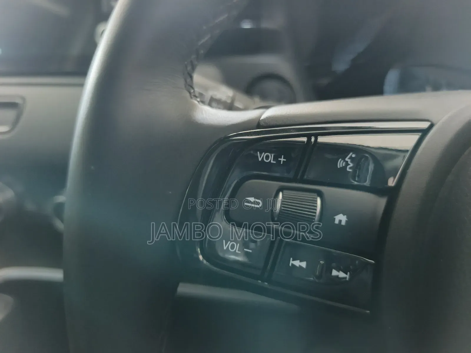 Honda Vezel 1.5 Hybrid 2WD 2021 White