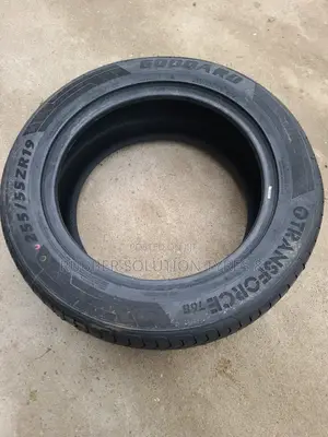 255/55 R19 Goddard Tyres 107 W Transforce768