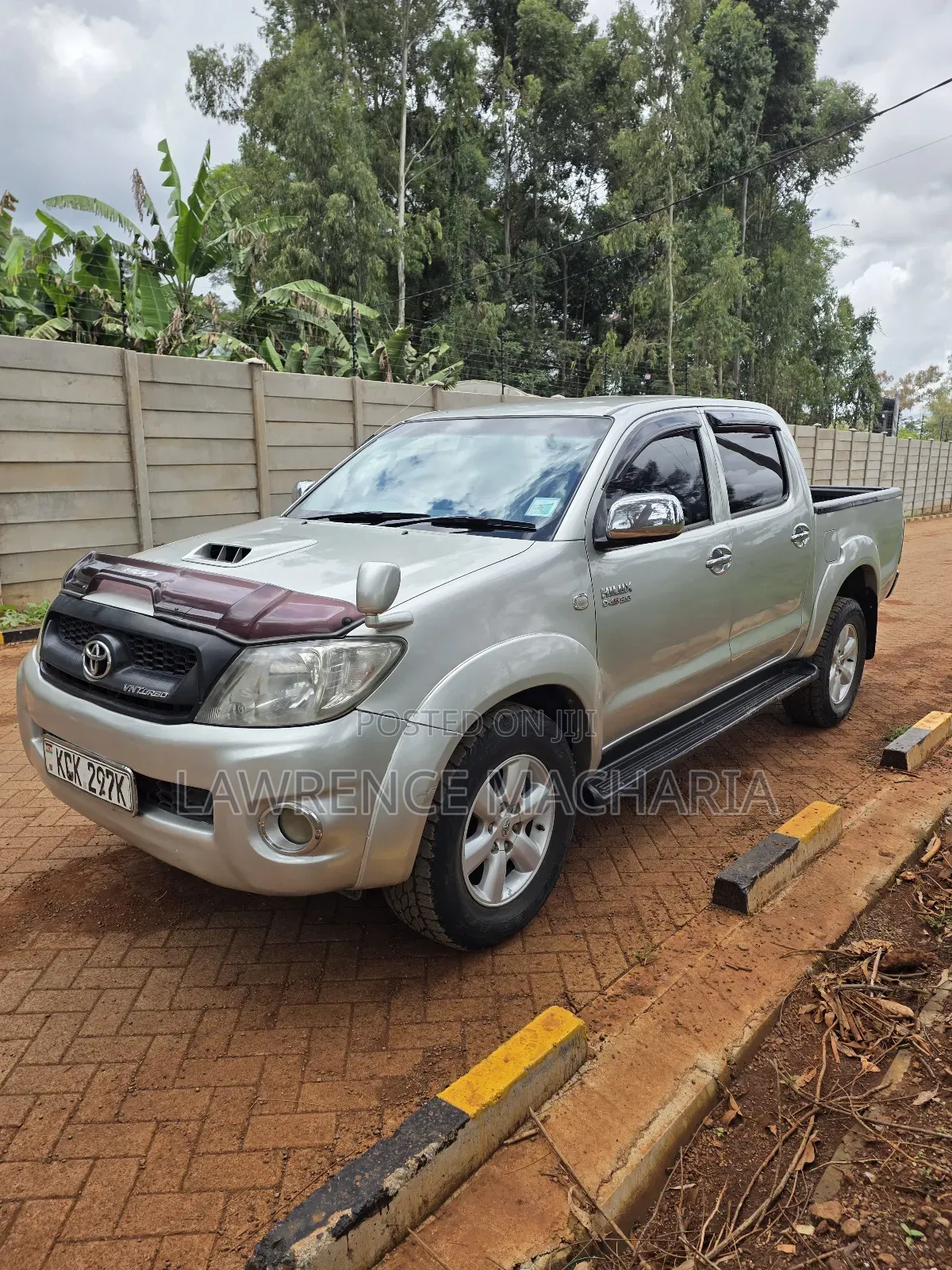 Toyota Hilux 2010 Silver