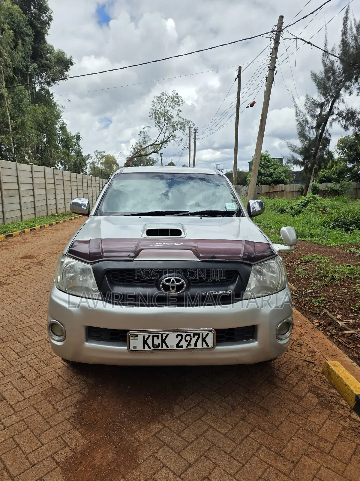 Toyota Hilux 2010 Silver