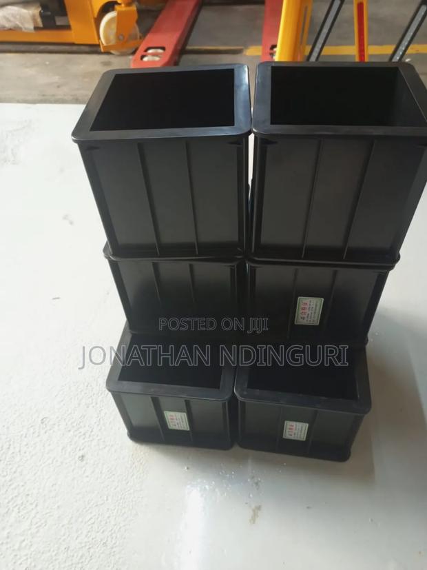 High-quality Plastic Cube Mould - thumbnail 2