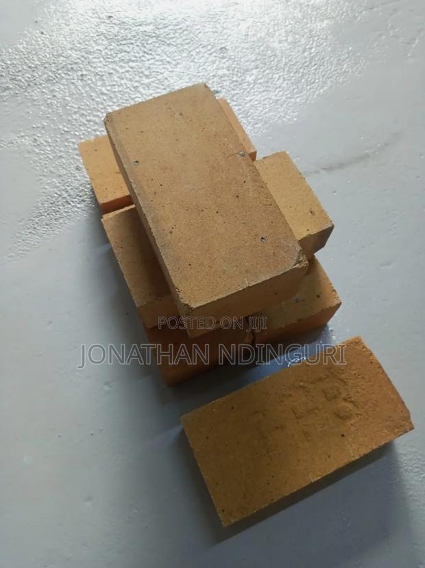 Industrial Fire Bricks - thumbnail 2