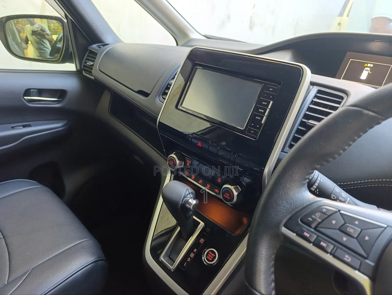 Nissan Serena 2019 White