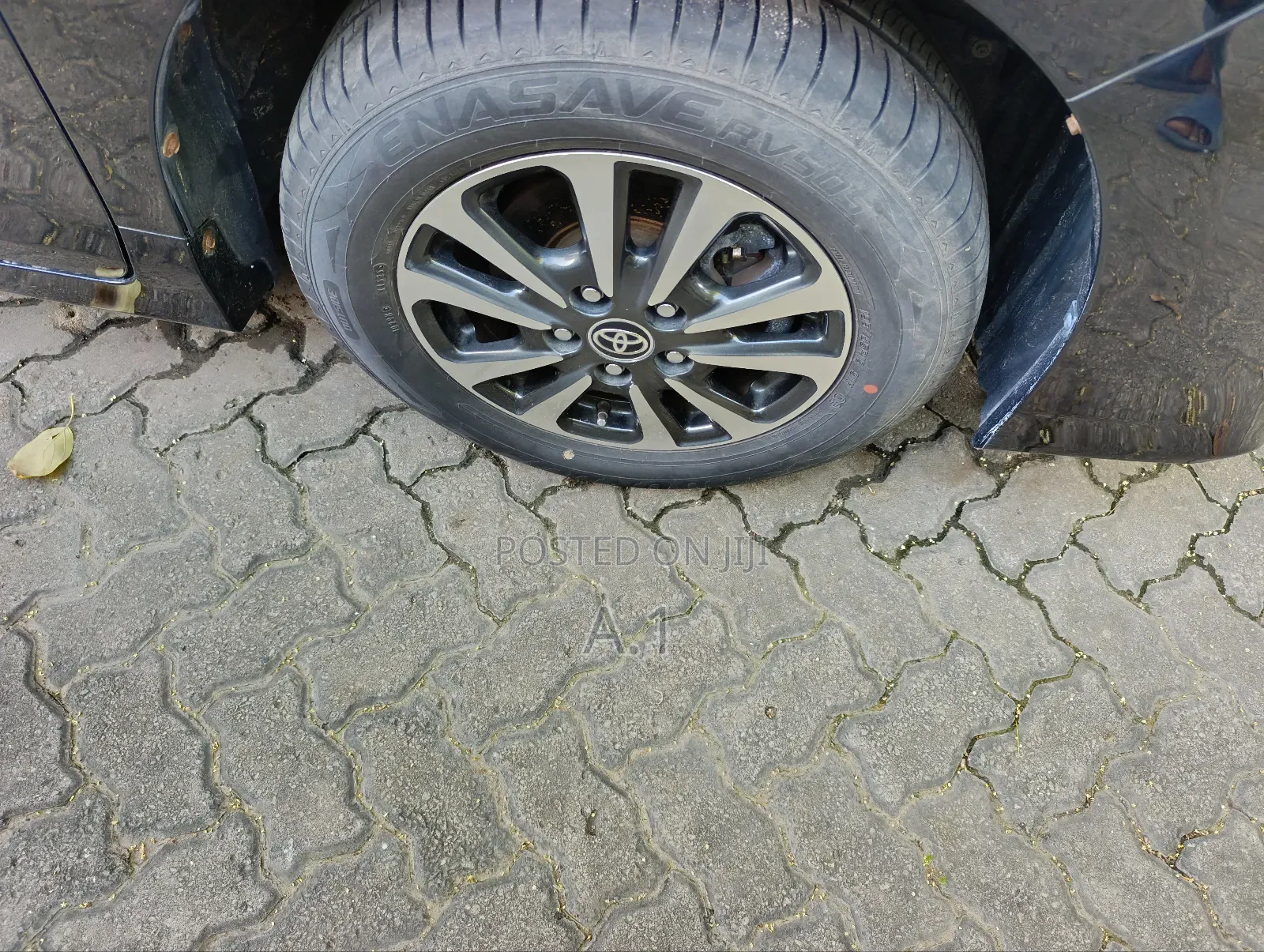 Toyota Esquire 2.0 FWD (7 seater) 2019 Black
