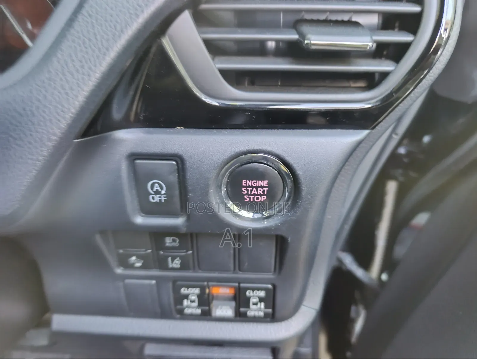 Toyota Esquire 2.0 FWD (7 seater) 2019 Black