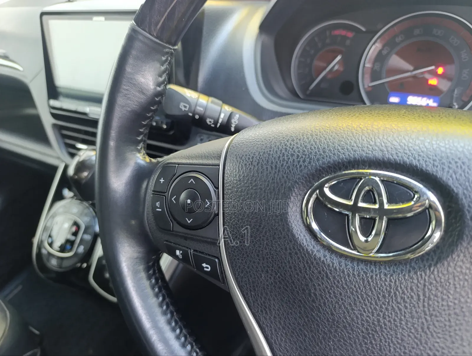 Toyota Esquire 2.0 FWD (7 seater) 2019 Black