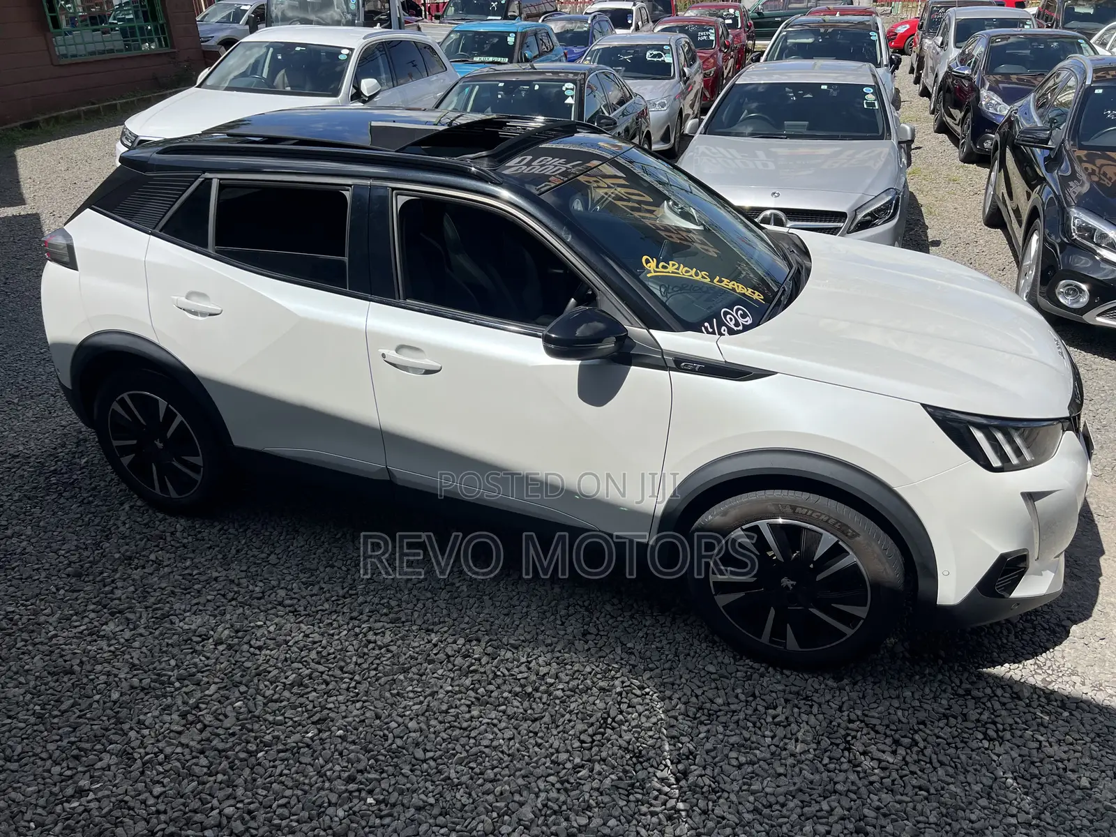 Peugeot 2008 2021 White