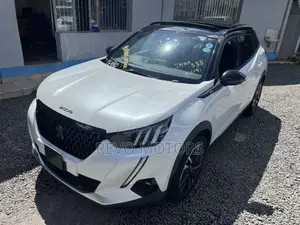 Peugeot 2008 2021 White