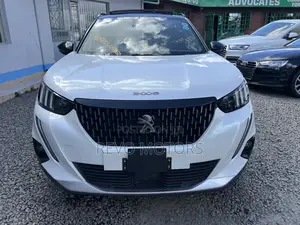 Peugeot 2008 2021 White